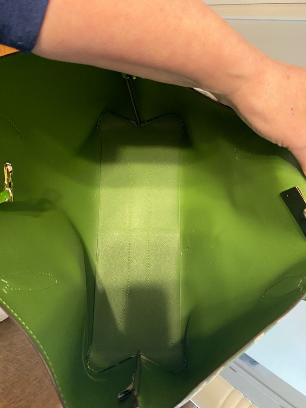 Kate Spade Large Tote - Picture 7 of 8